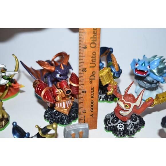 Skylanders Spyro's Adventure Figures Items Huge Lot - Picture 15 of 16
